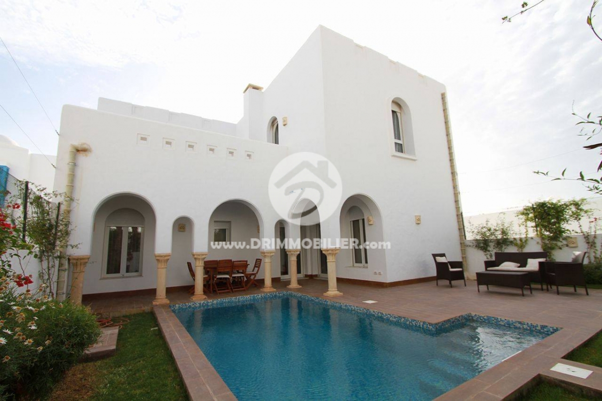 L 134 -                            بيع
                           Villa avec piscine Djerba